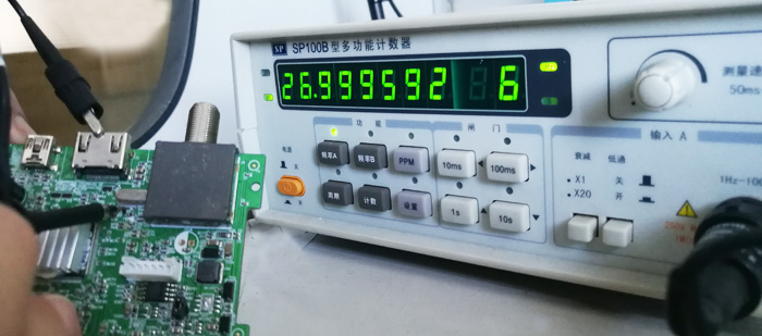 晶振功能特点,封装及晶振检测设备